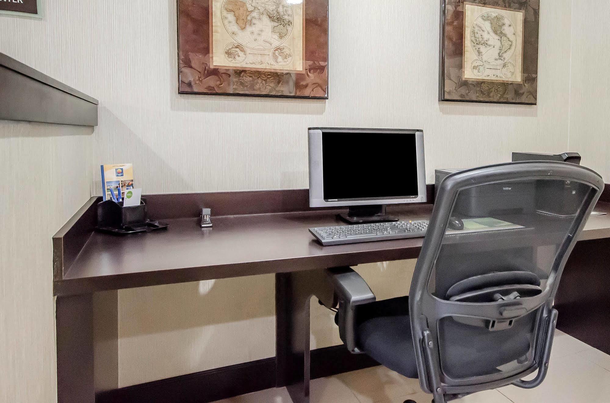 Surestay Plus By Best Western Corydon Exteriör bild